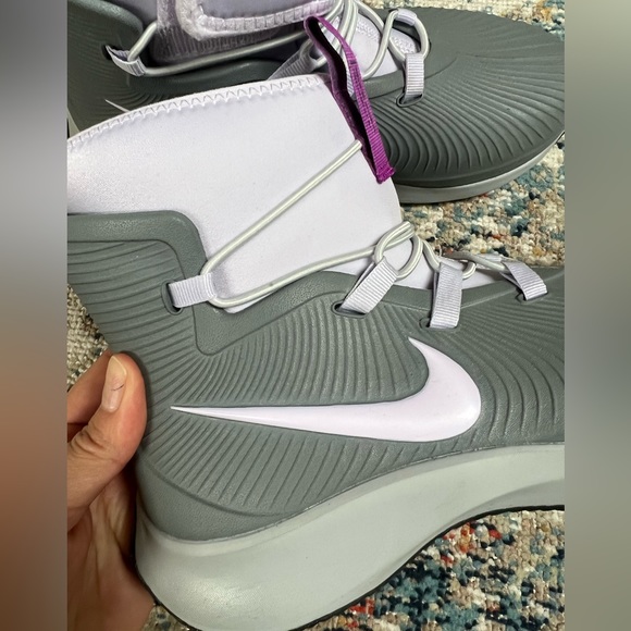 Nike Kid's Binzie Rain Boots - Picture 8 of 10